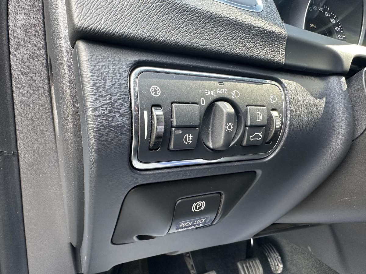 Volvo V60, 2.0 l., Универсал
