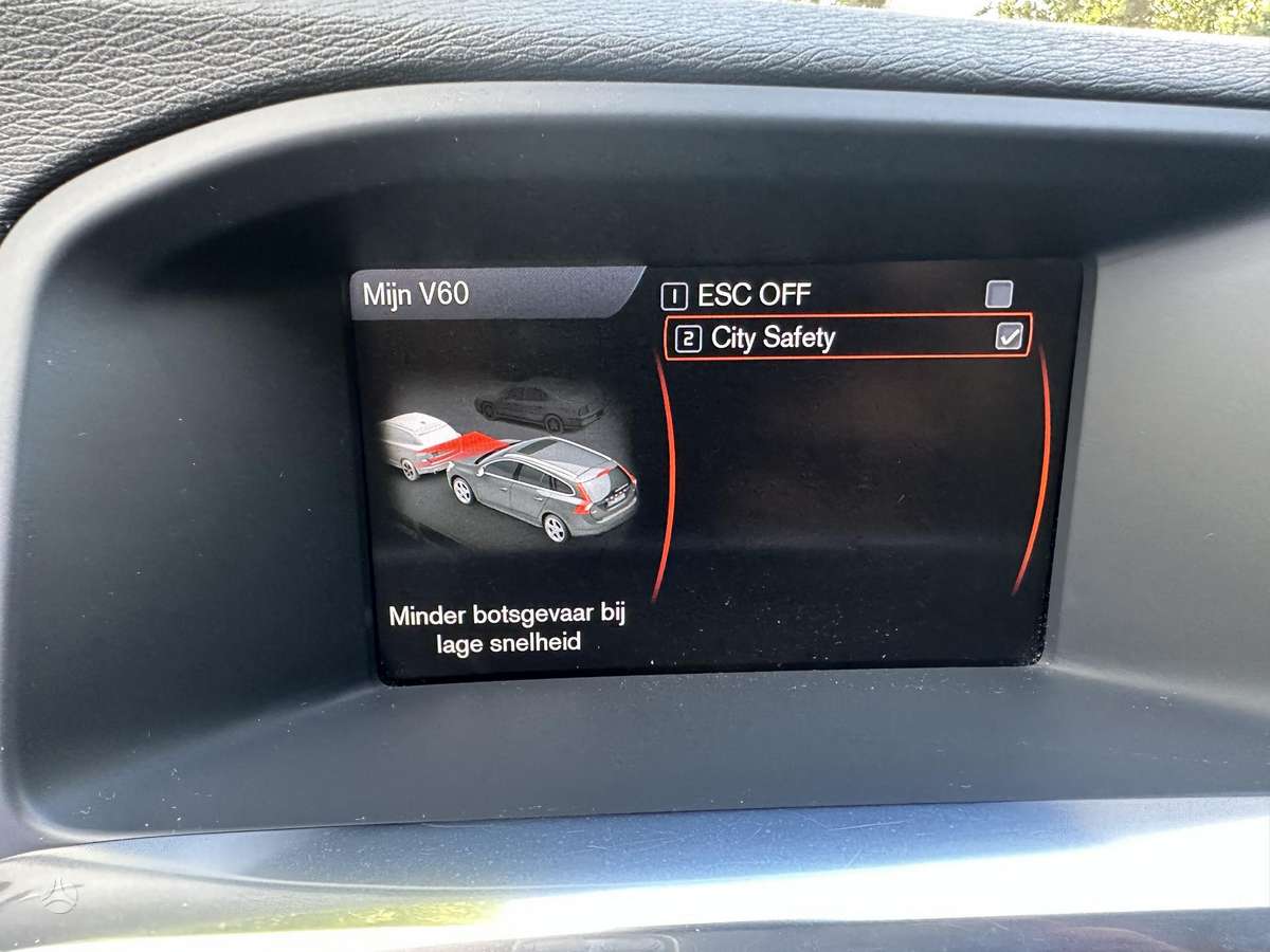 Volvo V60, 2.0 l., Универсал