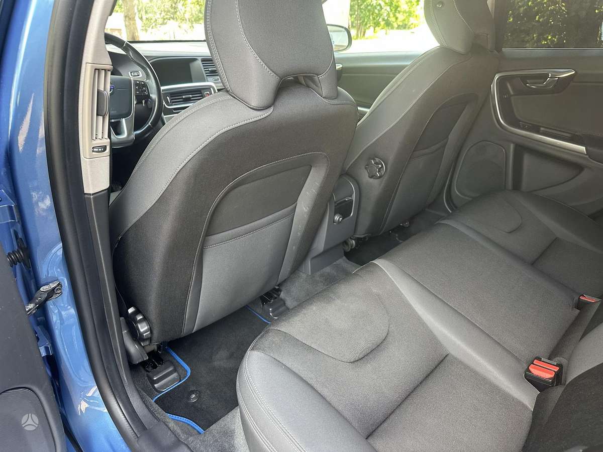 Volvo V60, 2.0 l., Универсал
