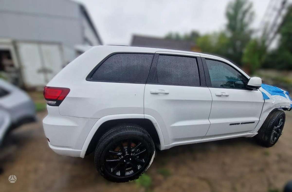 Jeep Grand Cherokee по частям. Dalimis