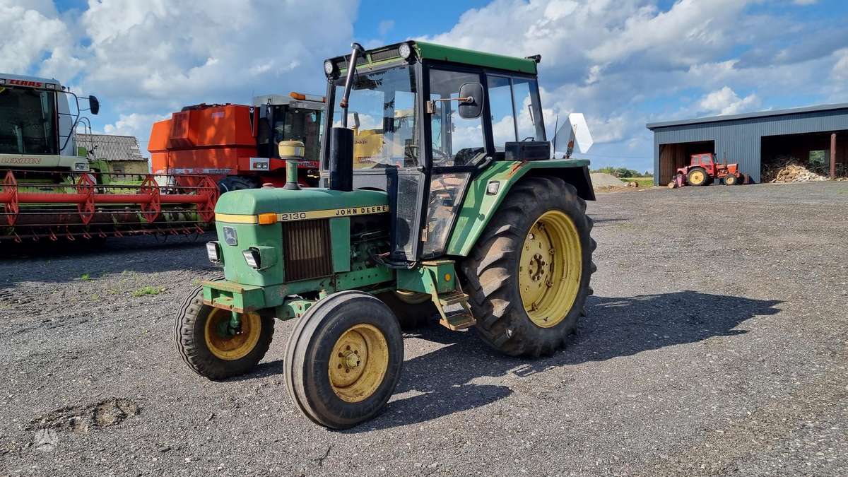 John Deere 2130, тракторы