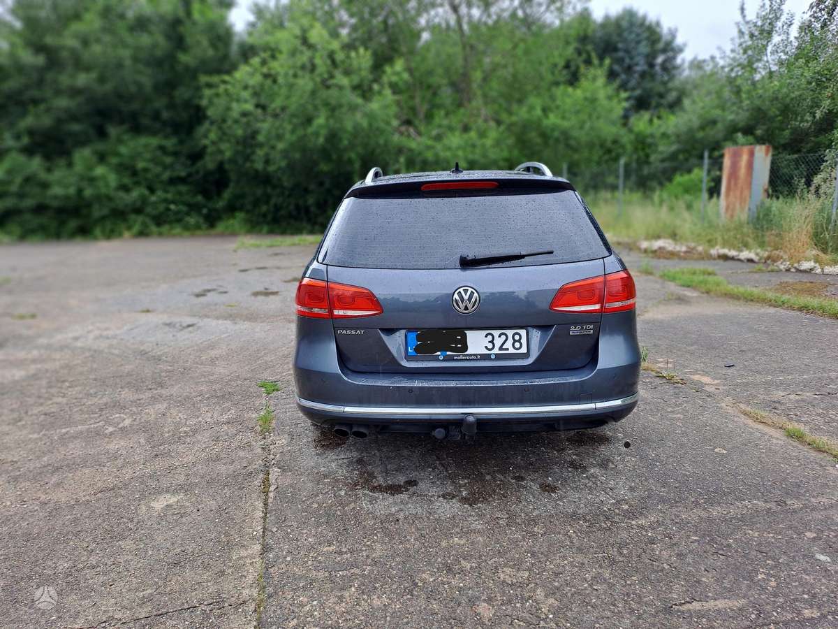 Volkswagen Passat, 2.0 l., Универсал