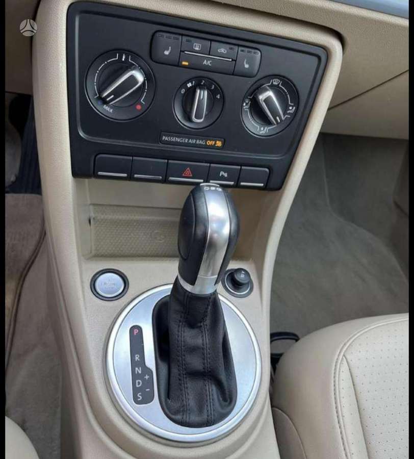 Volkswagen Beetle - 8