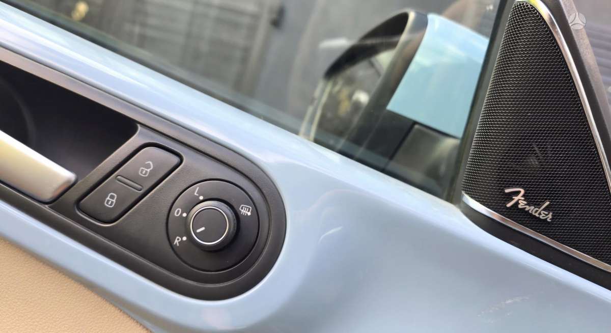 Volkswagen Beetle, 2.0 l., hatchback
