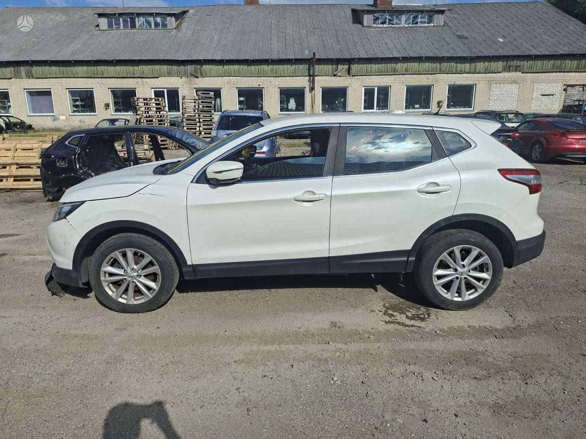 Nissan Qashqai dalimis. Color code qab