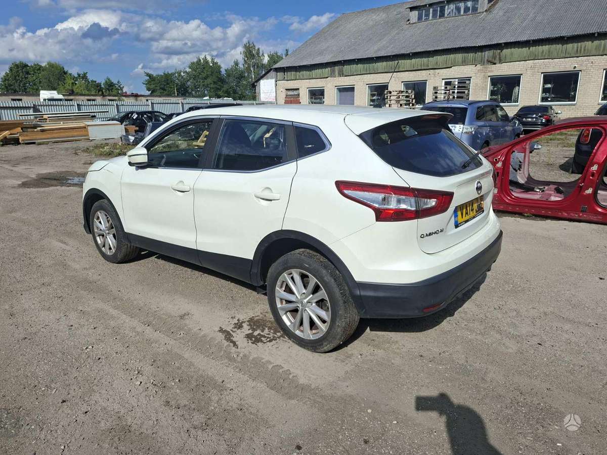 Nissan Qashqai dalimis. Color code qab