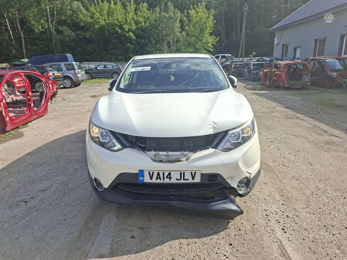 Nissan Qashqai dalimis. Color code qab
