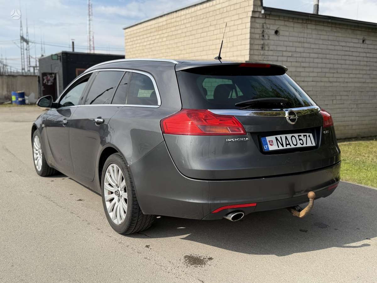 Opel Insignia, 2.0 l., Универсал