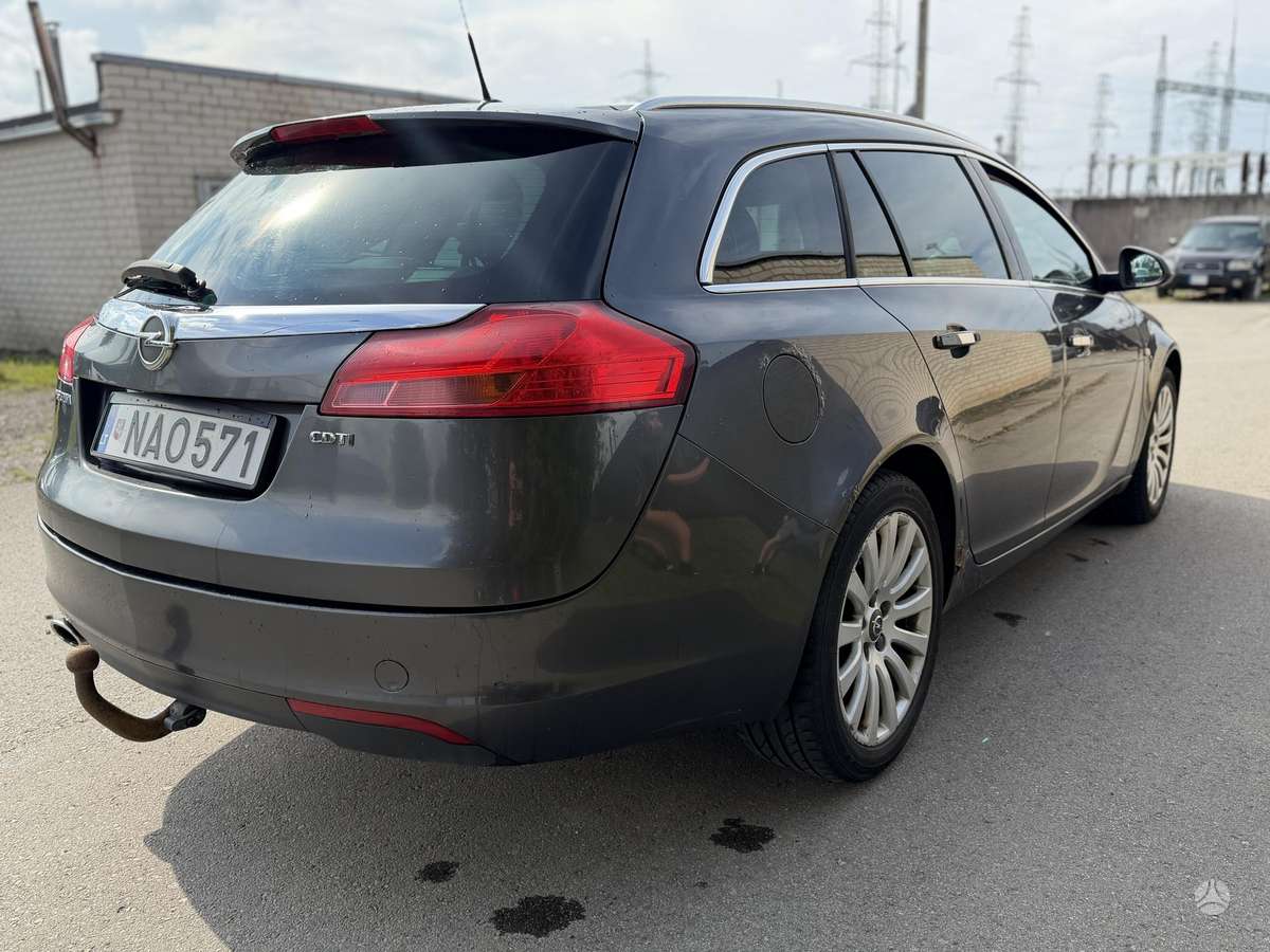 Opel Insignia, 2.0 l., Универсал