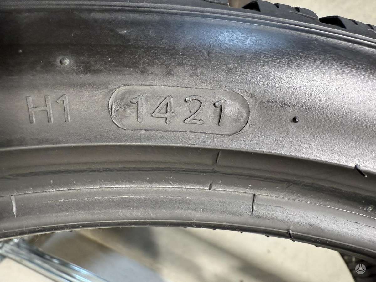 Hankook Winter IceptEvo3/2021m, winter 255/35 R19