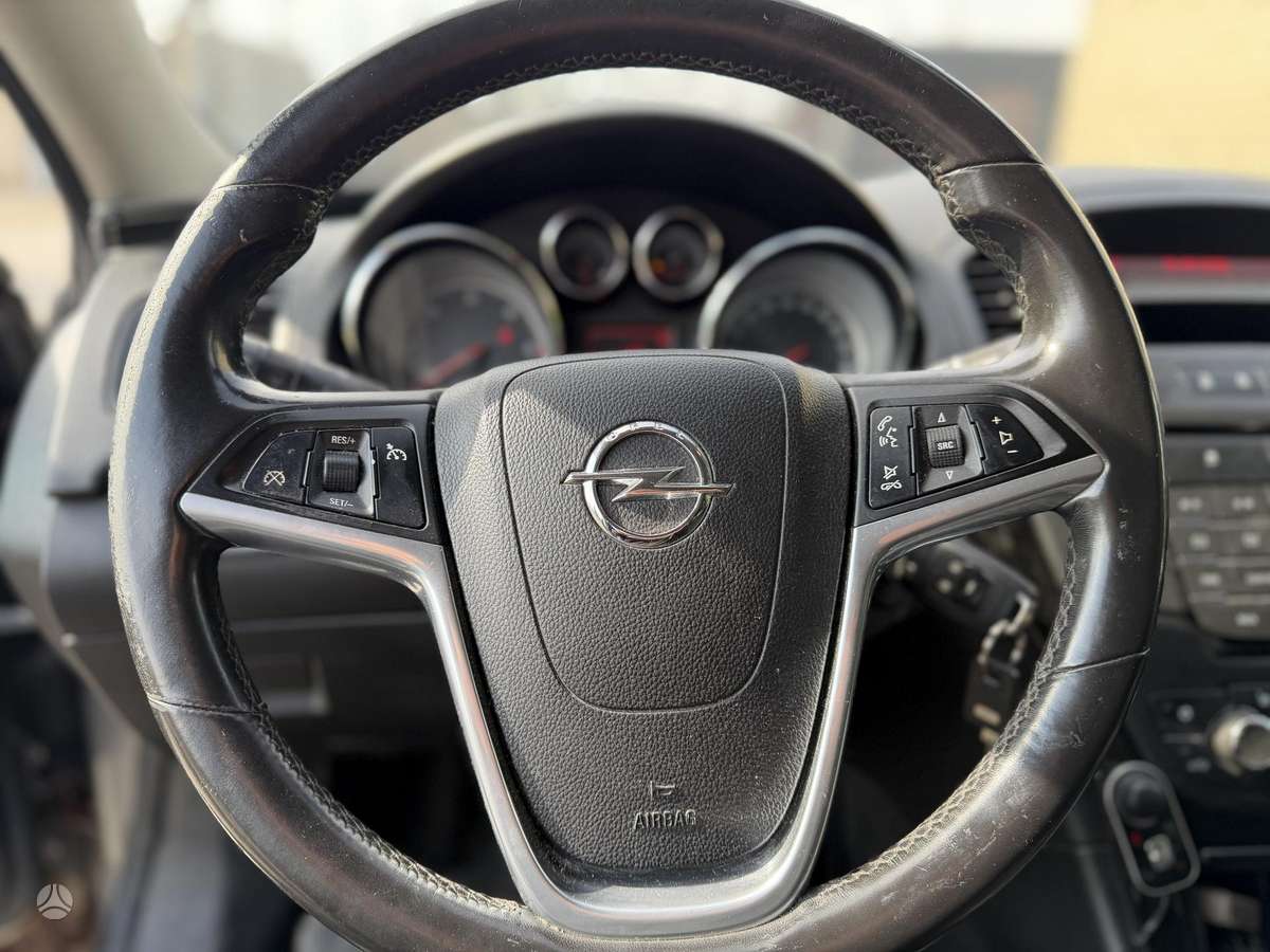 Opel Insignia, 2.0 l., Универсал