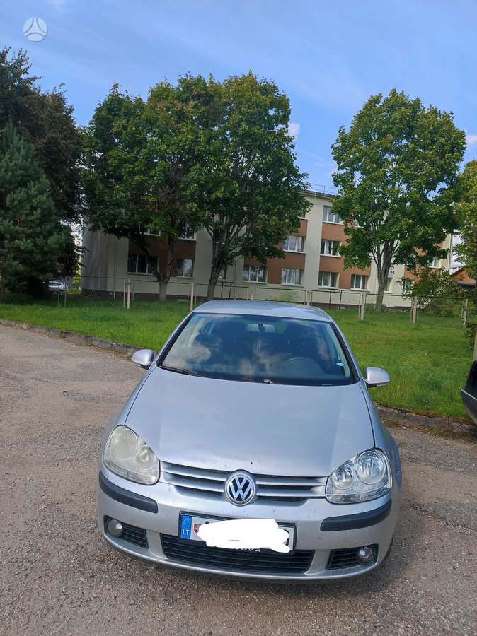 Volkswagen Golf - 5