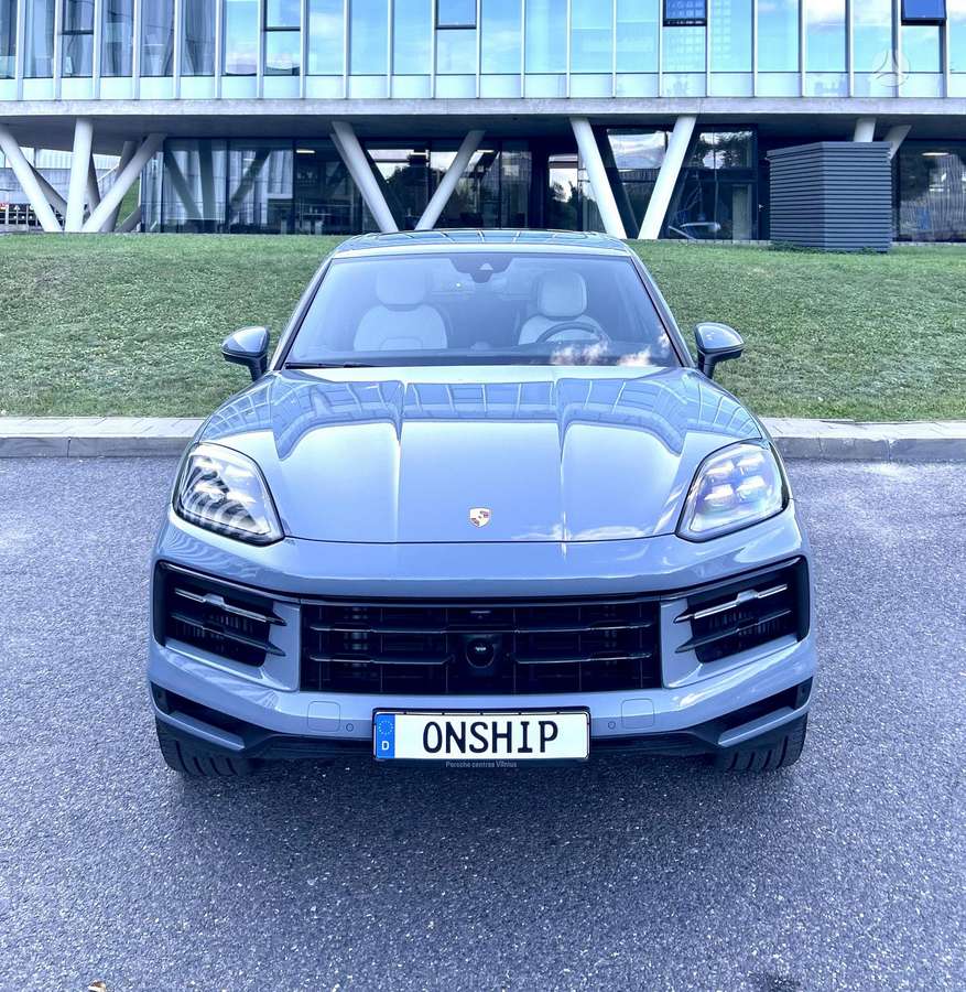 Porsche Cayenne - 2