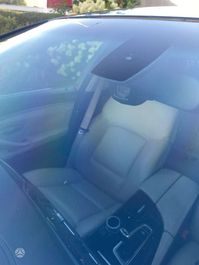 BMW 525, 3.0 l., Седан
