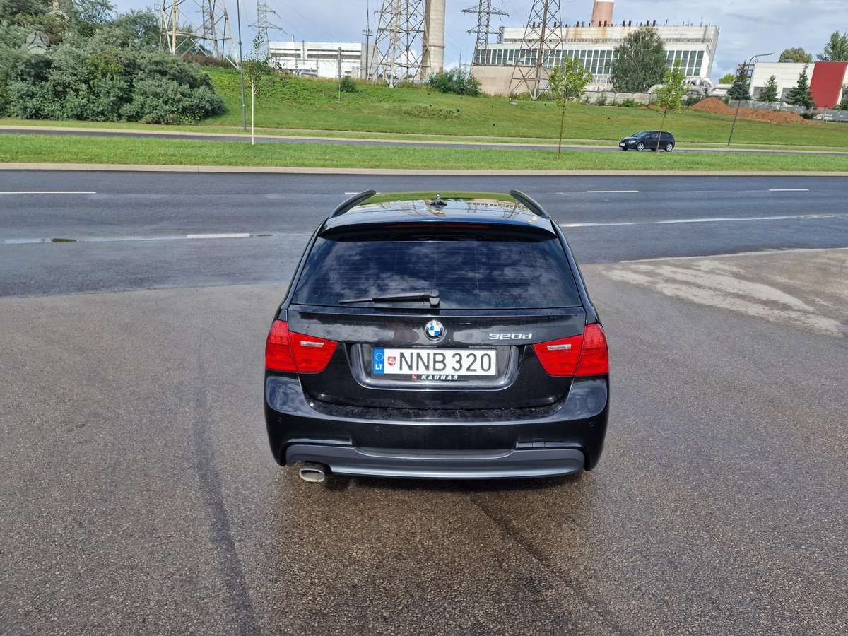 BMW 320, 2.0 l., universalas