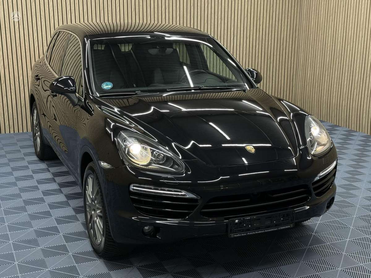 Porsche Cayenne - 9