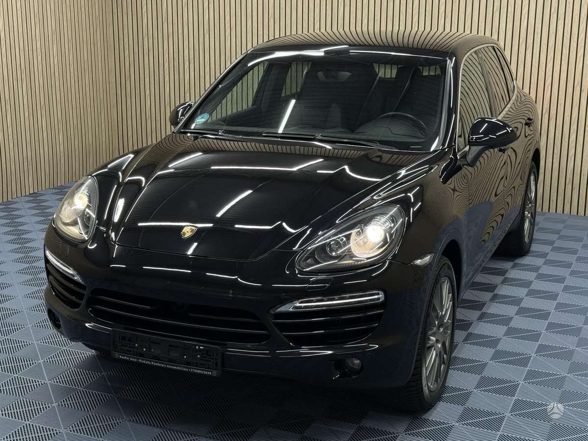 Porsche Cayenne - 10