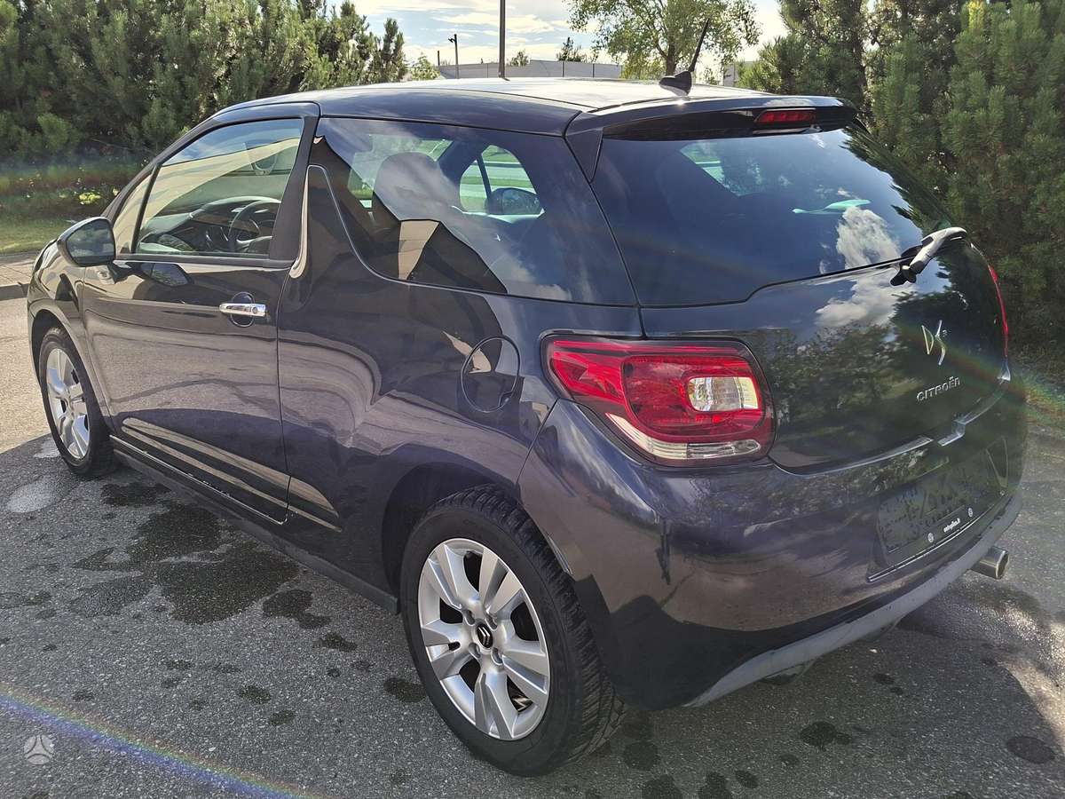 Citroen DS3, 1.6 l., hatchback