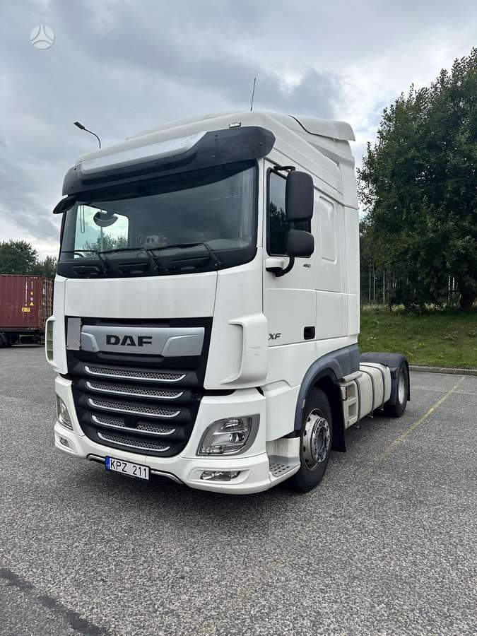DAF 106.480 XF, double sleeper