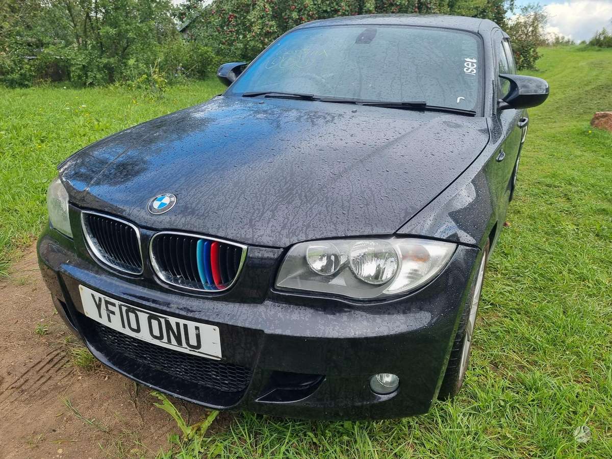 BMW 118, 2.0 l., hatchback