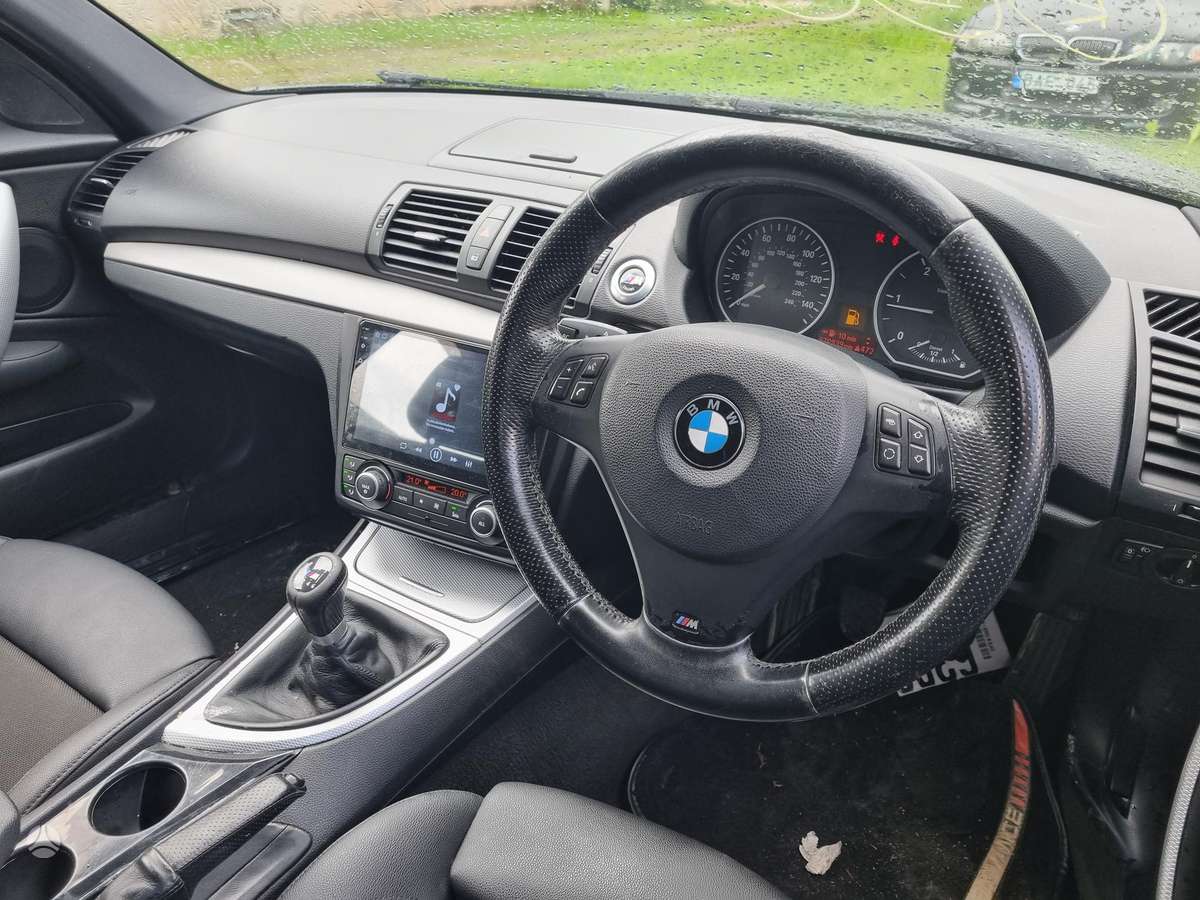 BMW 118, 2.0 l., Хэтчбек
