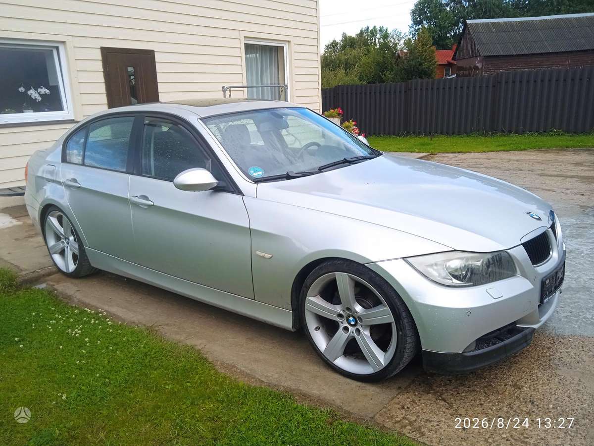 BMW 320, 2.0 l., hečbekas