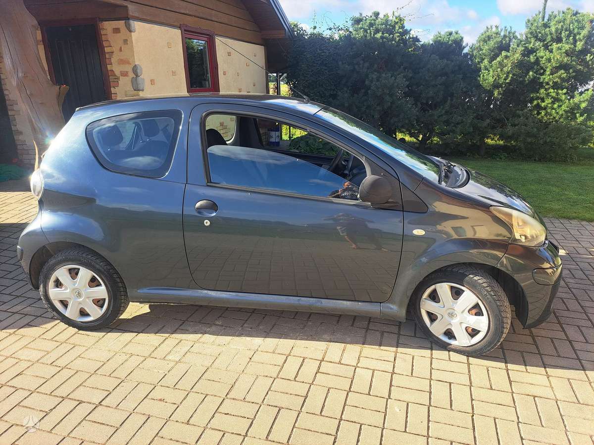 Toyota Aygo - 2