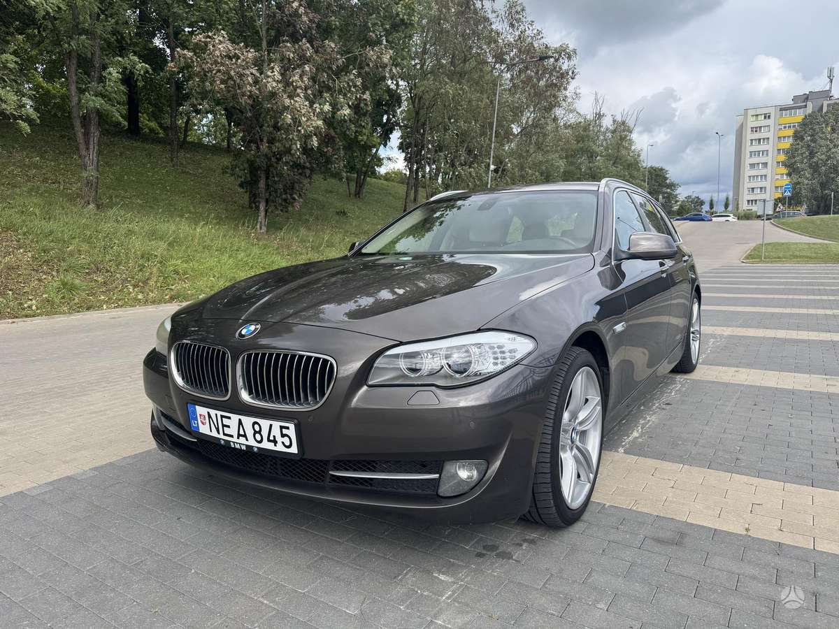 BMW 520, 2.0 l., Универсал