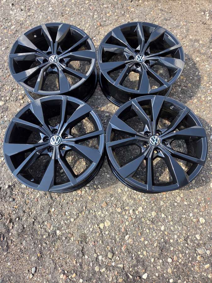 Volkswagen Taigo, light alloy, R18