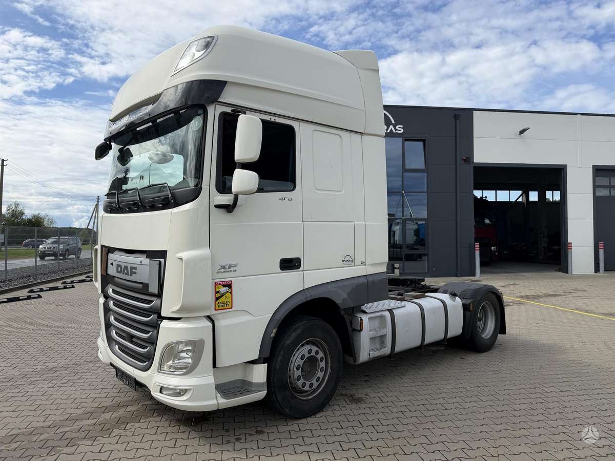 DAF XF 460 FT, double sleeper
