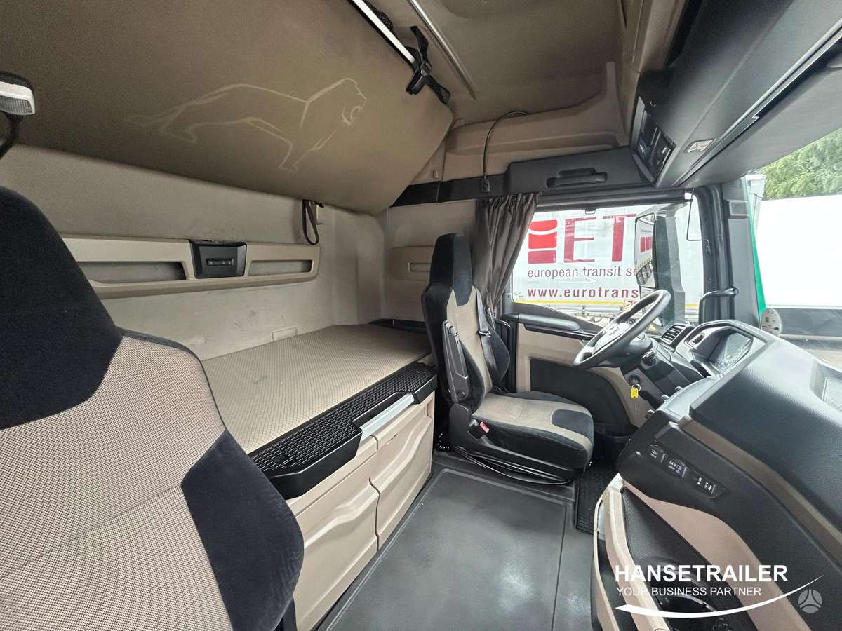 MAN TGX 18.470 Mega Low Deck, double sleeper