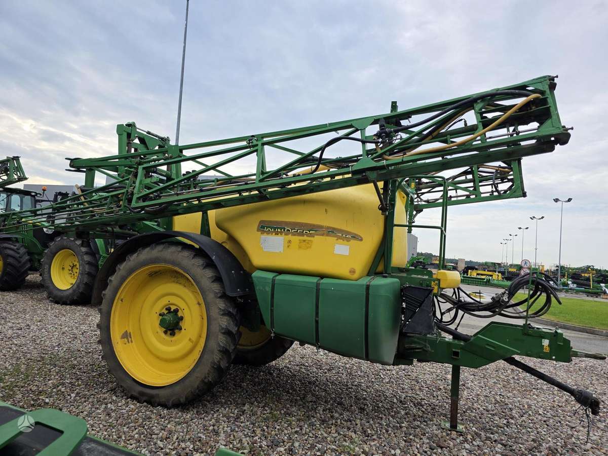 John Deere 740, other