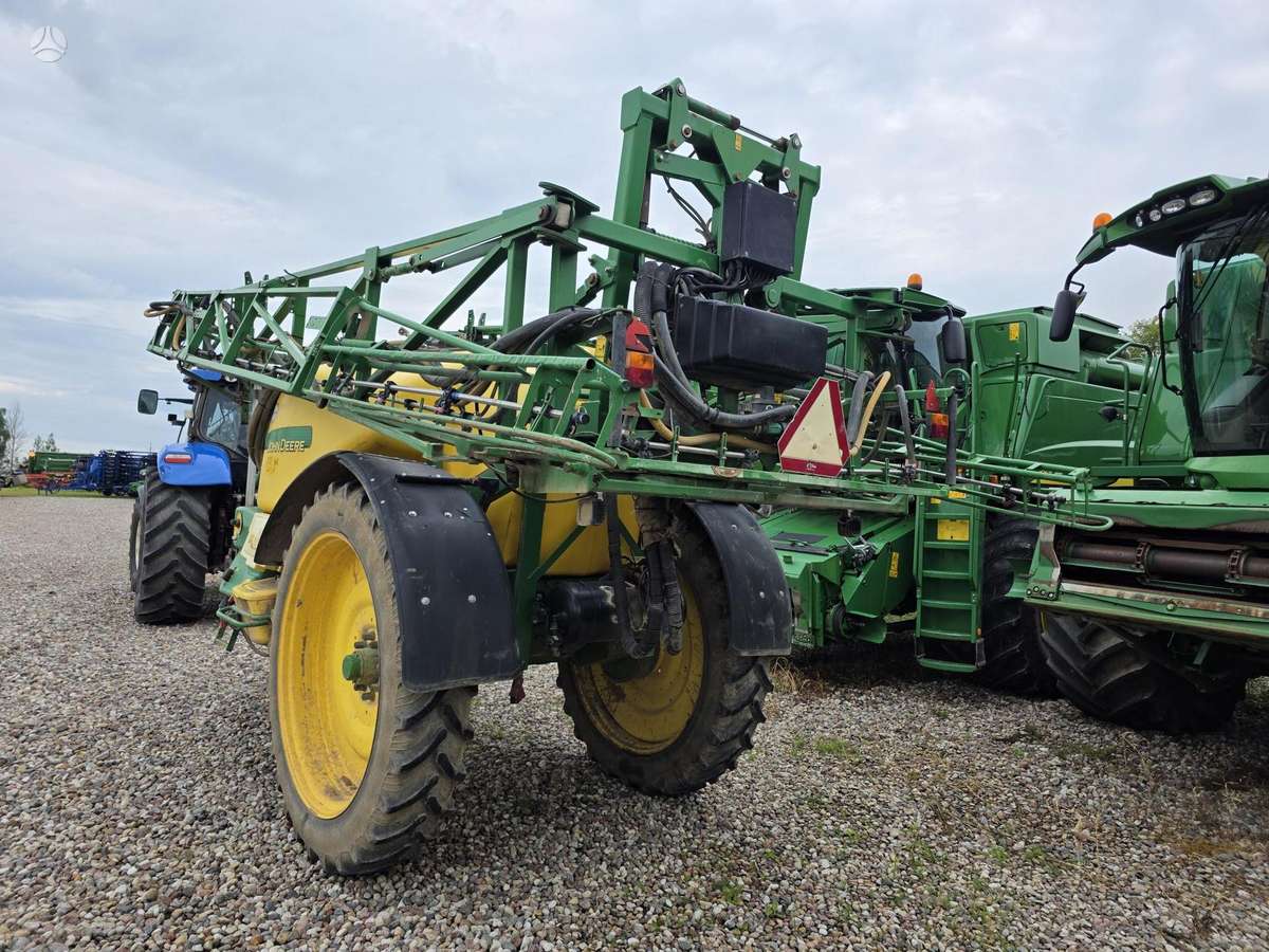 John Deere 740, other