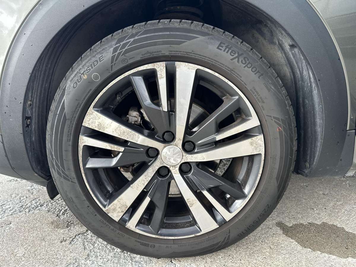 Peugeot 5008 - 9