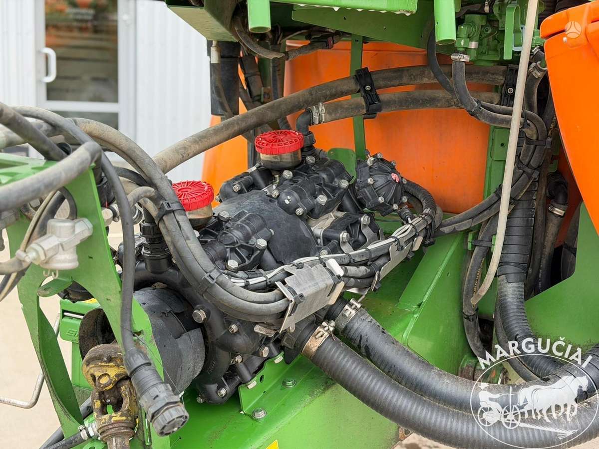 Amazone UX 4200 Super, 4200 ltr, 24 m, sprayers