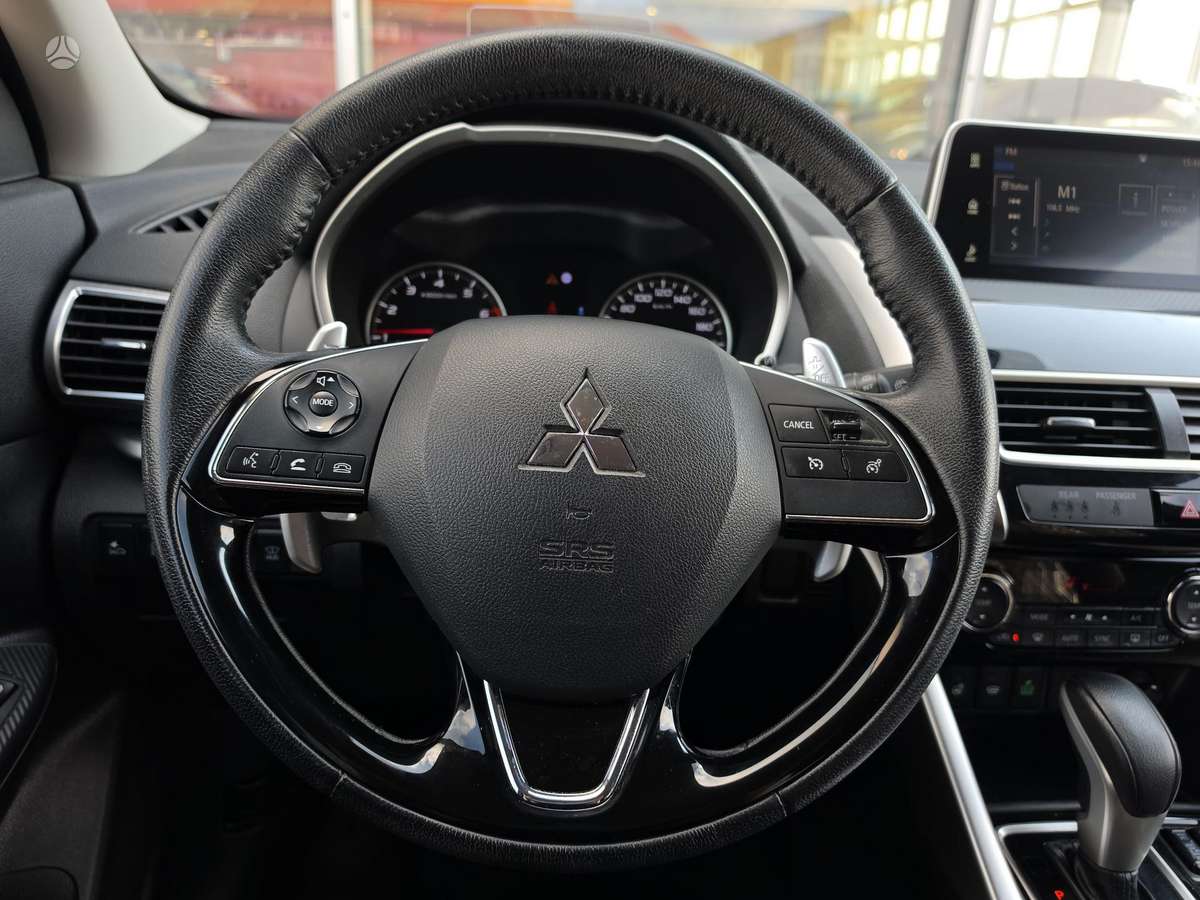 Mitsubishi Eclipse Cross, 1.5 l., off-road / crossover