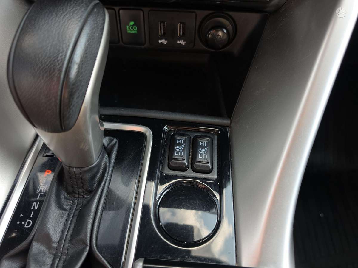 Mitsubishi Eclipse Cross, 1.5 l., off-road / crossover