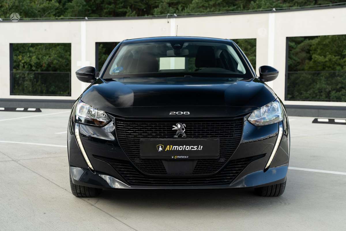 Peugeot 208, hatchback