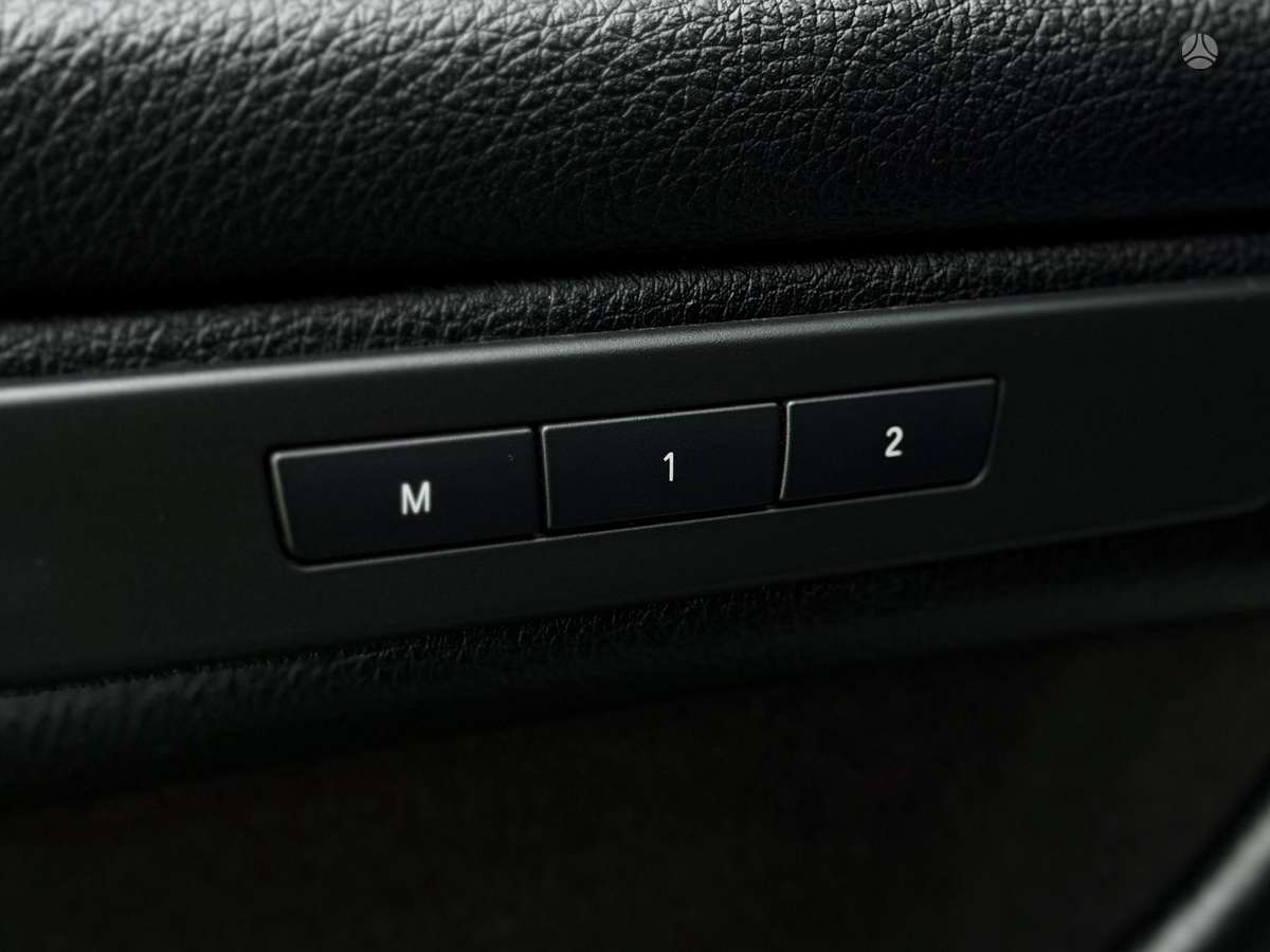 BMW 528, 2.0 l., Седан