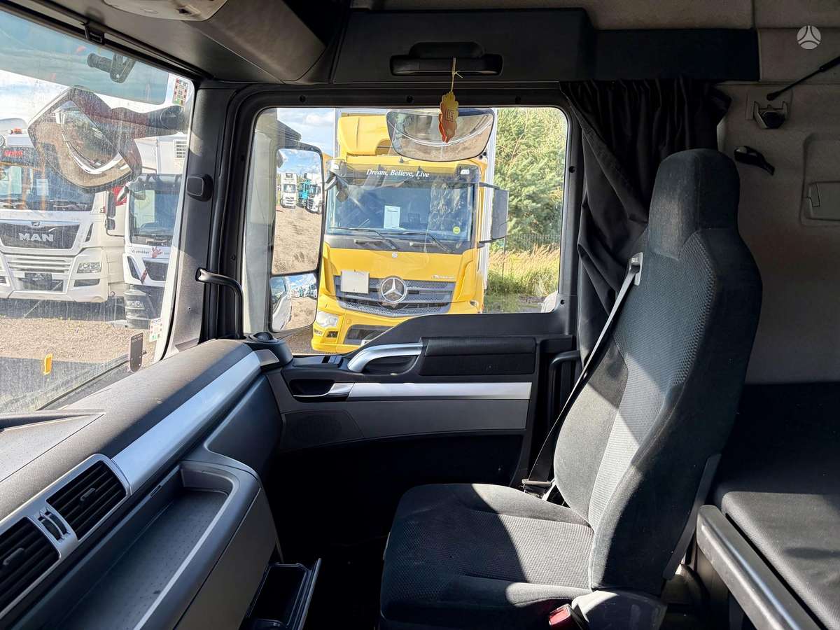 MAN TGX 18.440 Mega, double sleeper