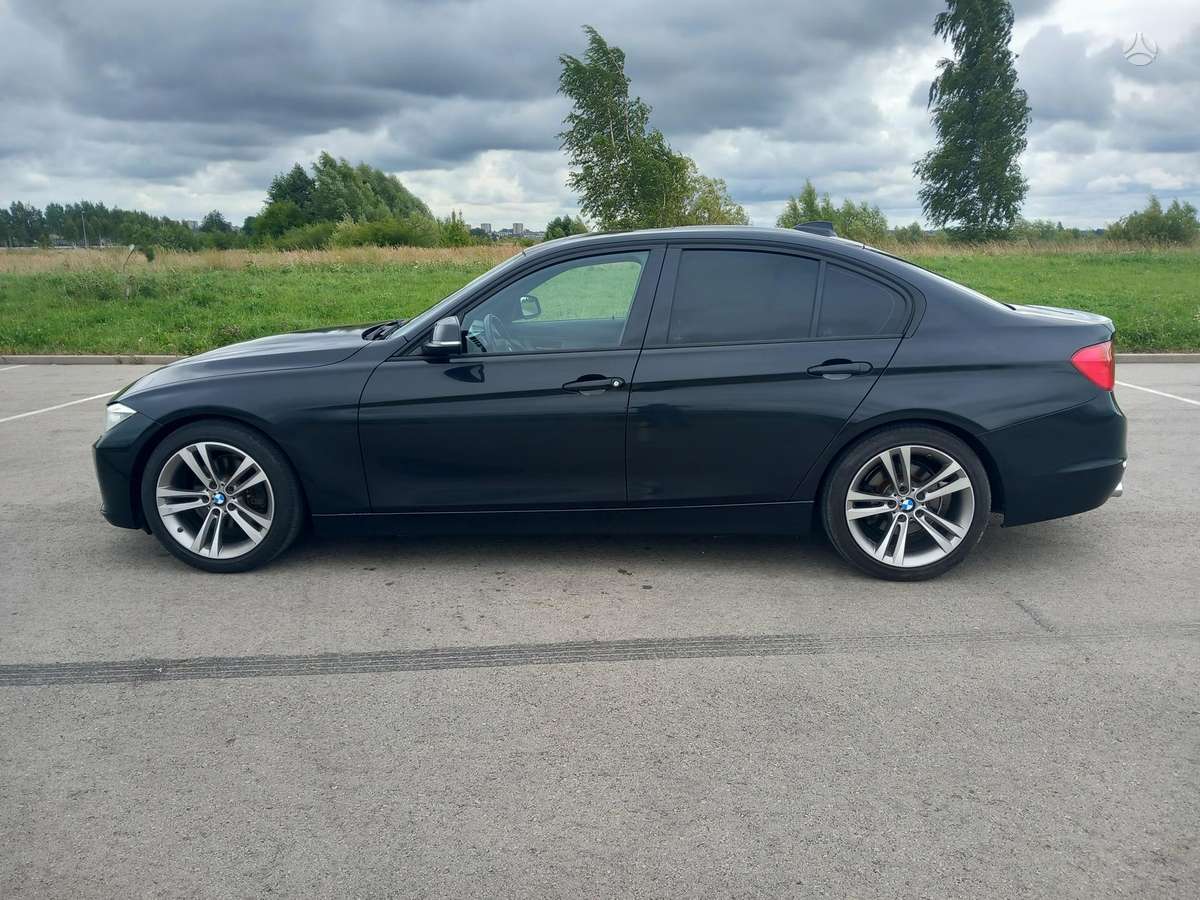 BMW 328, 2.0 l., Седан