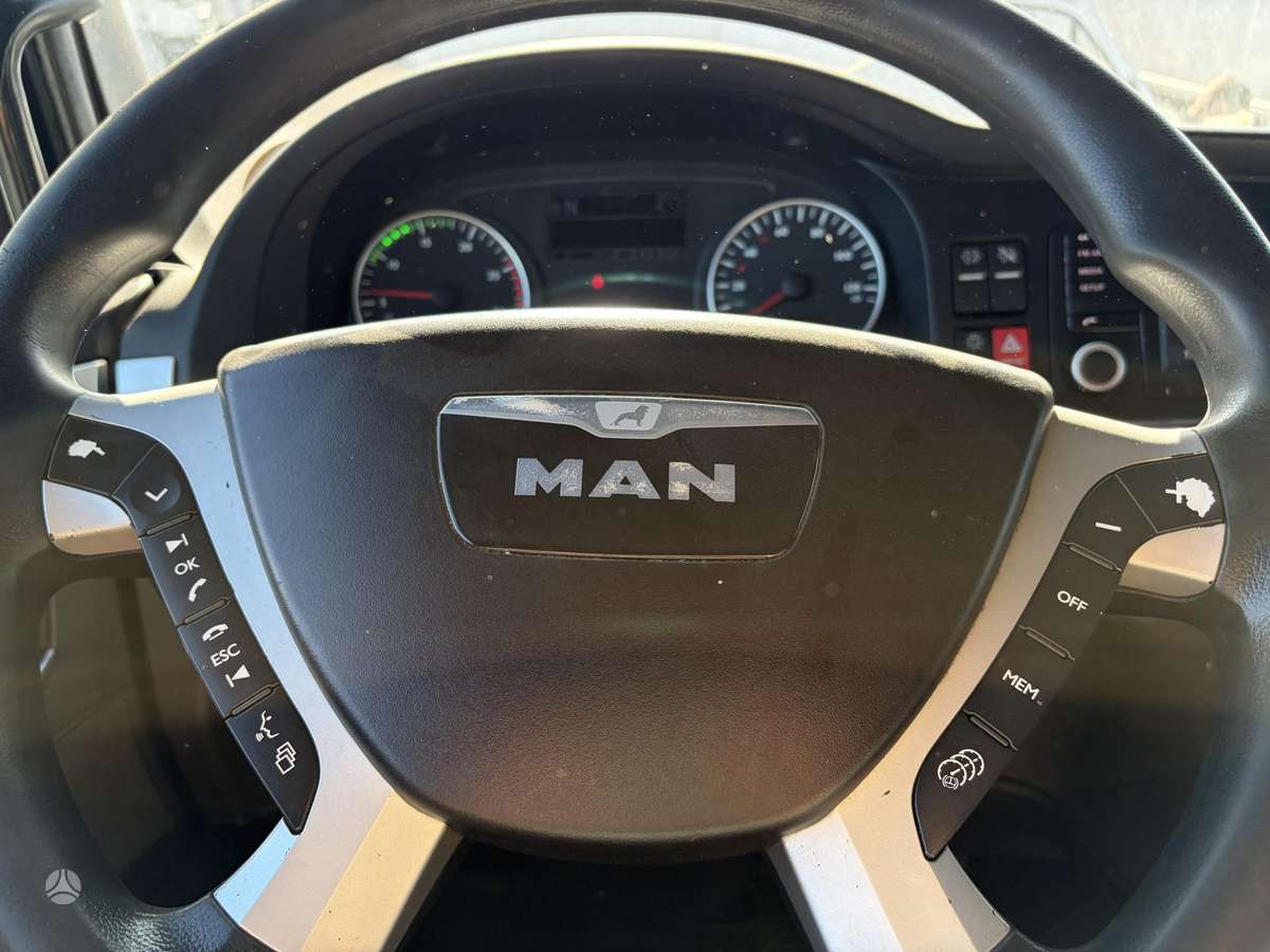 MAN TGX 18.440 Mega, double sleeper