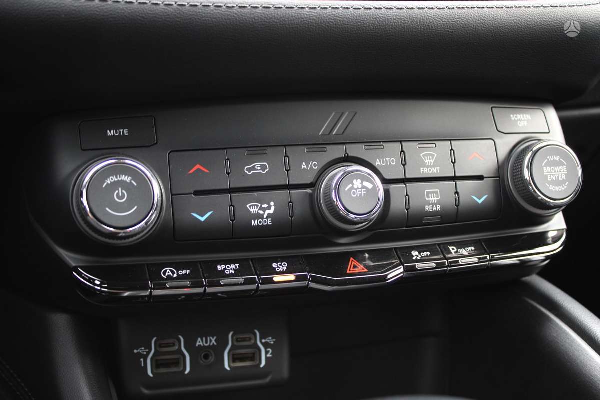 Dodge Durango, 3.6 l., off-road / crossover