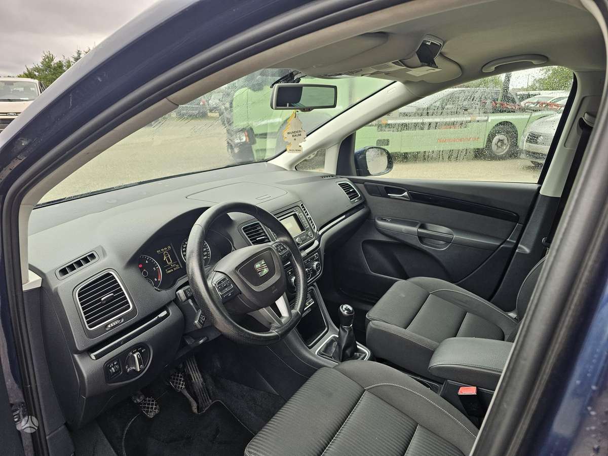 Seat Alhambra, 2.0 l., Минивэн