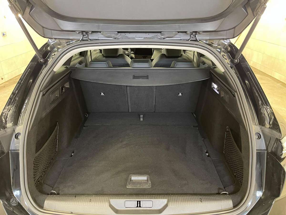 Peugeot 308, 1.2 l., Универсал