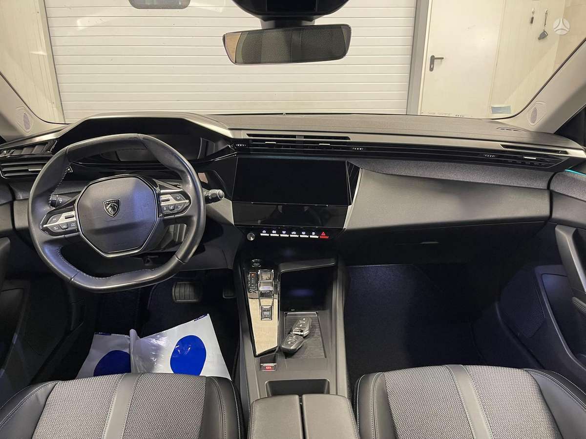 Peugeot 308, 1.2 l., Универсал