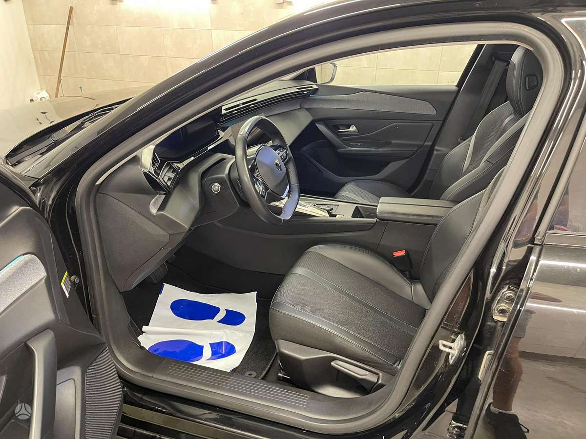 Peugeot 308, 1.2 l., Универсал