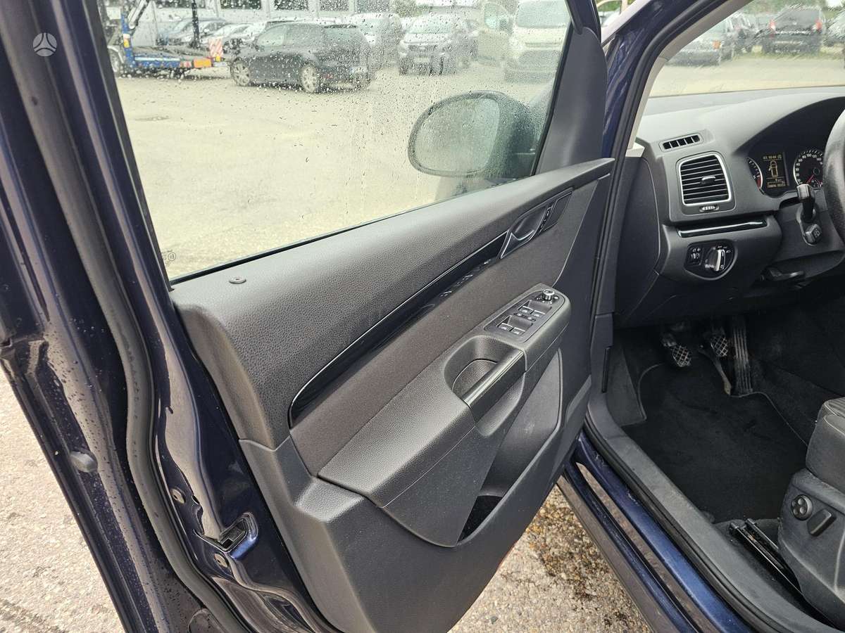 Seat Alhambra, 2.0 l., Минивэн