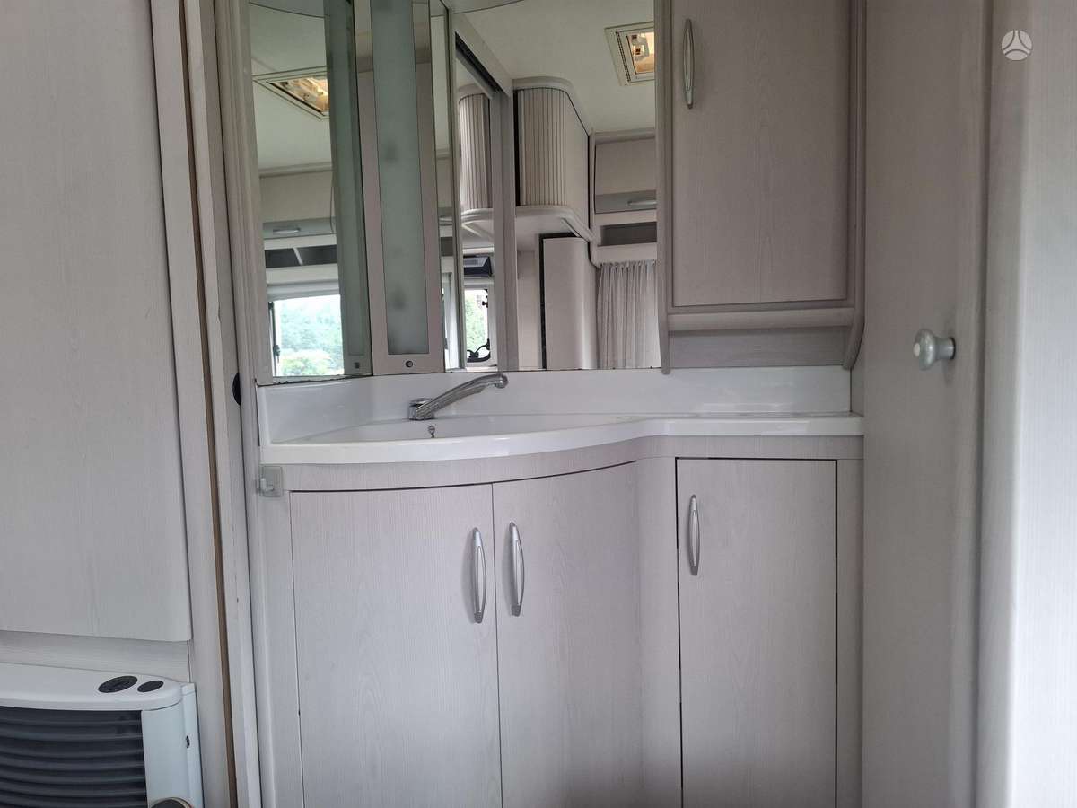 Hobby Hobby 495, caravans