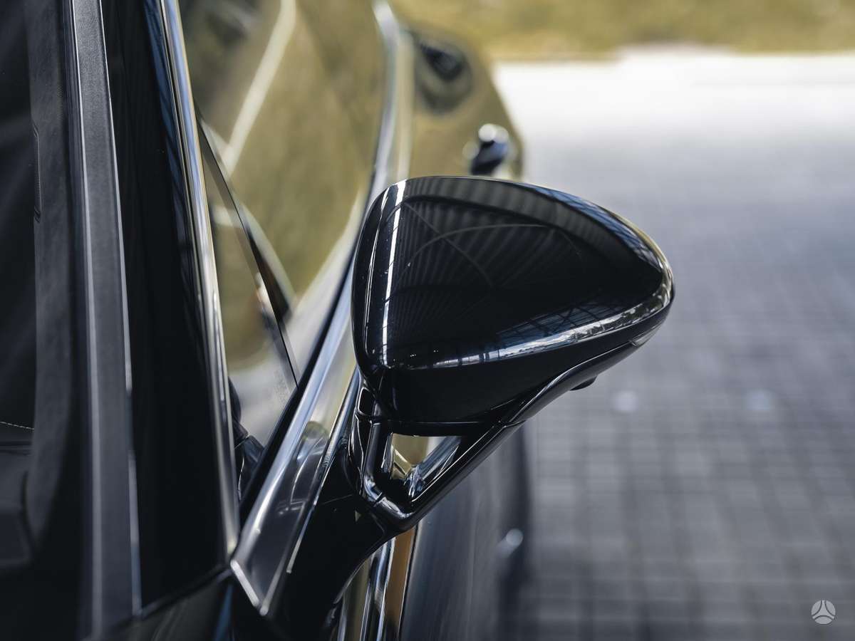 Porsche Panamera - 12